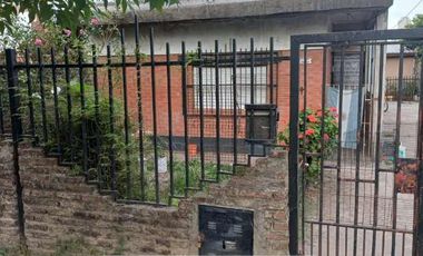 Casa en venta en Merlo Sur