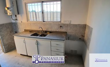 Casa en venta c/ cochera en 9 de Julio