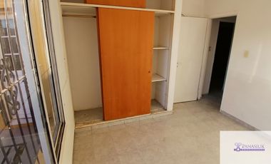Casa en venta c/ cochera en 9 de Julio