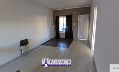 Casa en venta c/ cochera en 9 de Julio