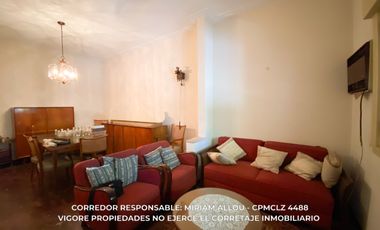 Casa en venta c/ cochera en Temperley