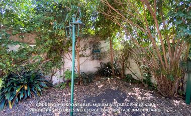 Casa en venta c/ cochera en Temperley