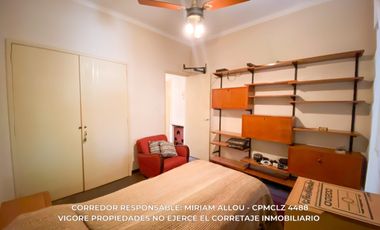 Casa en venta c/ cochera en Temperley