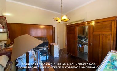 Casa en venta c/ cochera en Temperley