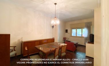 Casa en venta c/ cochera en Temperley