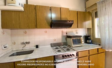 Casa en venta c/ cochera en Temperley