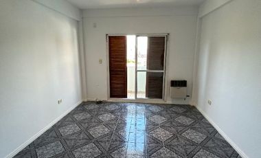 Departamento en alquiler en Wilde Centro