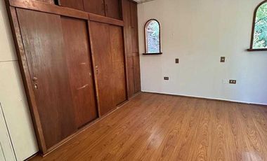 Casa en arriendo en LO BARNECHEA