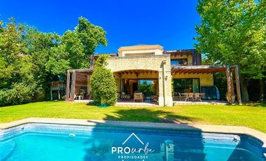 Casa en Venta en Camino El Queltehue / Paseo Pie andino / Valle Escondido