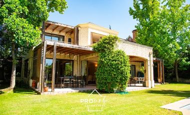 Casa en Venta en Camino El Queltehue / Paseo Pie andino / Valle Escondido