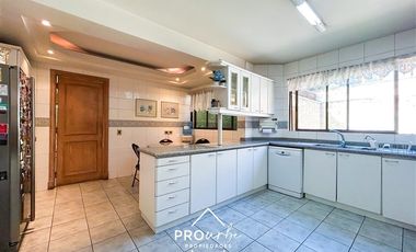 Casa en Venta en Camino El Queltehue / Paseo Pie andino / Valle Escondido