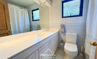 Casa en Venta en Camino El Queltehue / Paseo Pie andino / Valle Escondido