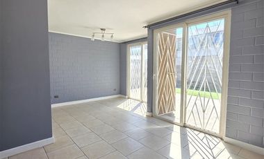 Casa en Arriendo en La Casona 16570, comuna San Bernardo, Región Metropolitana