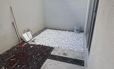 CASA EN RENTA AMUEBLADA EN CONDIMINIO PRIVADO AL PONIENTE DE AGUAKSCALIENTES