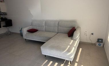 CASA EN RENTA AMUEBLADA EN CONDIMINIO PRIVADO AL PONIENTE DE AGUAKSCALIENTES