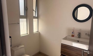 CASA EN RENTA AMUEBLADA EN CONDIMINIO PRIVADO AL PONIENTE DE AGUAKSCALIENTES