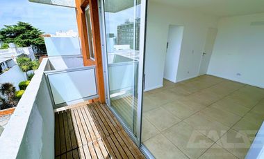 Departamento 2 ambientes en Haedo Norte CON COCHERA