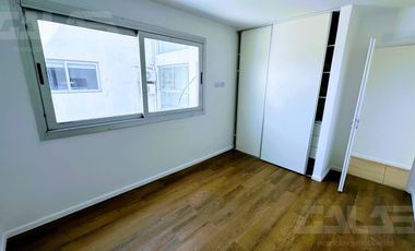 Departamento 2 ambientes en Haedo Norte CON COCHERA