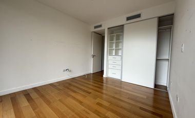 TORRE FORUM. 4 AMBIENTES. PLAYROOM. DEPENDENCIA. 2 COCHERAS. BAULERA. AMENITIES.