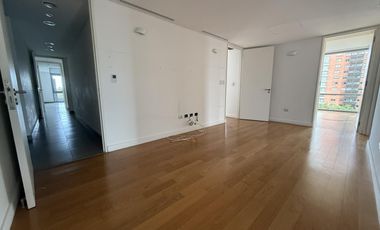 TORRE FORUM. 4 AMBIENTES. PLAYROOM. DEPENDENCIA. 2 COCHERAS. BAULERA. AMENITIES.