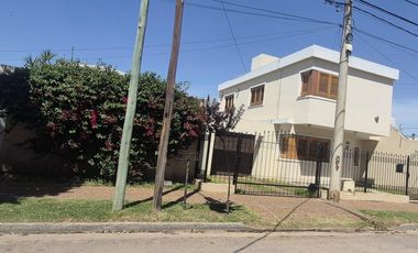 Casa en venta, Barrio Centro América