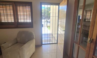 Casa en venta, Barrio Centro América