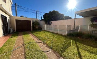 Casa en venta, Barrio Centro América