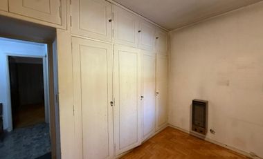 Casa cuatro ambientes jardin quincho a la venta en Wilde Apto Credito