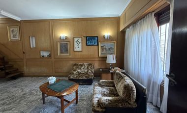 Casa cuatro ambientes jardin quincho a la venta en Wilde Apto Credito