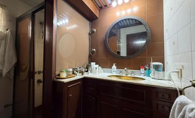 Casa cuatro ambientes jardin quincho a la venta en Wilde Apto Credito