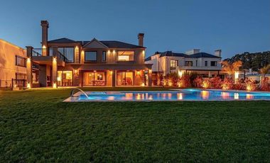 Casa en Rumencó 6 ambientes - Aquiler temporario/ VENTA