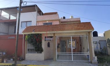 Casa en 3 niveles con Roof en Santa Matilde, sur de Pachuca
