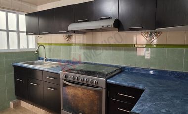 Casa en 3 niveles con Roof en Santa Matilde, sur de Pachuca