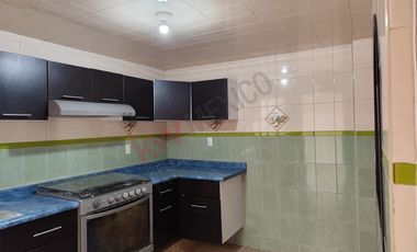 Casa en 3 niveles con Roof en Santa Matilde, sur de Pachuca