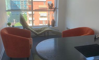 ARRIENDO OFICINA  EN EL CORAZON DE LAS CONDES