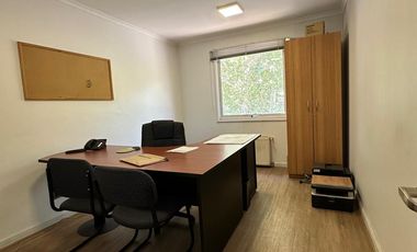 ESPECTACULAR CASA OFICINA EN EL GOLF