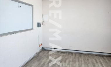 OFICINAS EN RENTA - (3)