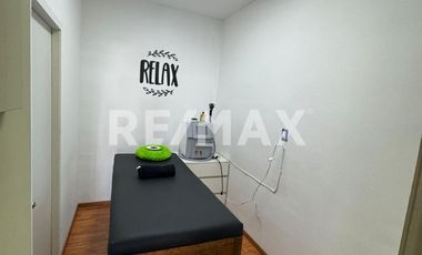 LOCAL COMERCIAL AL LADO DE ZEN HOUSE, CERCA DEL EL MIRADOR. - (3)