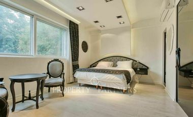 Hotel Boutique con Piscina en Bellavista - A pasos del Nuevo Boulevard Plaza San Cristobal.