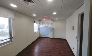 ¡Excepcional Oportunidad oficina lo Barnechea!!