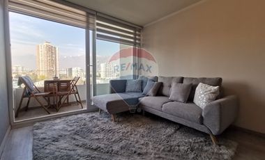 Comodo Depto cerca de la estación de metro Ñuble