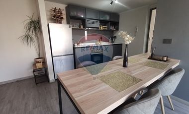 Comodo Depto cerca de la estación de metro Ñuble