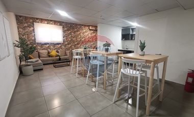 Comodo Depto cerca de la estación de metro Ñuble