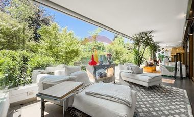 DUPLEX CON JARDIN PRIVADO