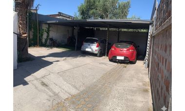 Propiedad en Vta para inversión, 3 casas La Granja