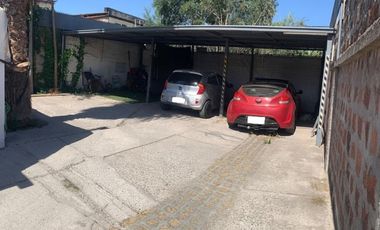 Propiedad en Vta para inversión, 3 casas La Granja