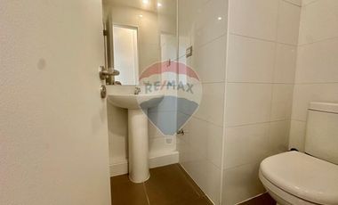 AMPLIO Y MODERNO LOCAL O OFICINA MUY ILUMINADO