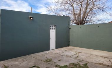 Casa  en Venta Necochea / Necochea (A108 8243)