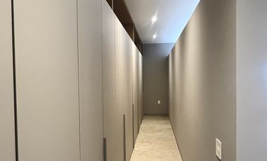 Hermosa casa en Venta Lomas de Juriquilla con cuarto de servicio