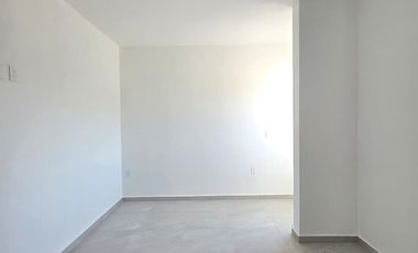 CASA EN VENTA 2 PLANTAS, 2 RECÁMARAS, 2.5 BAÑOS, COCHERA PARA 2 AUTOS